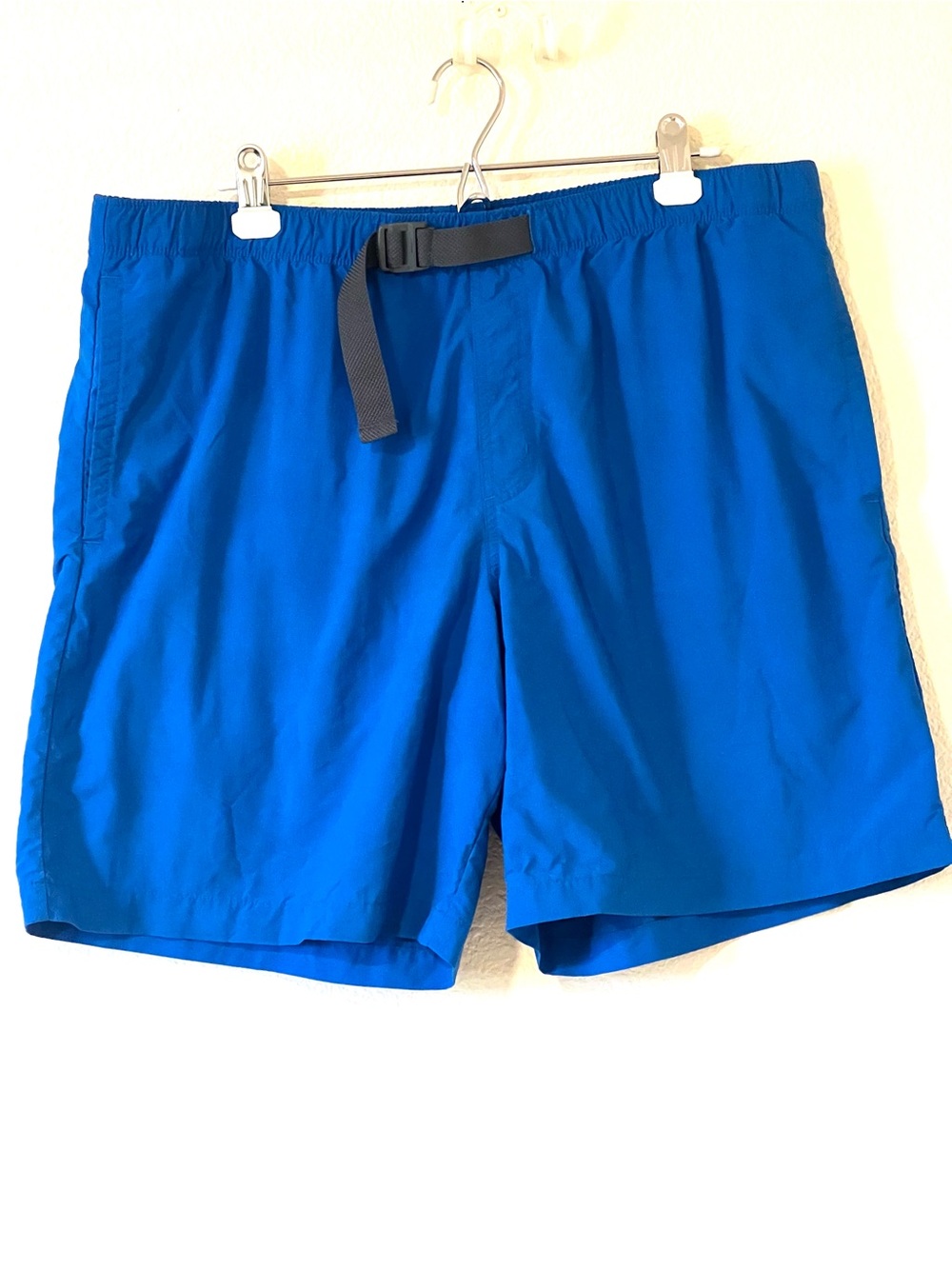 Columbia Men's Blue Swim Shorts with Adjustable Waist